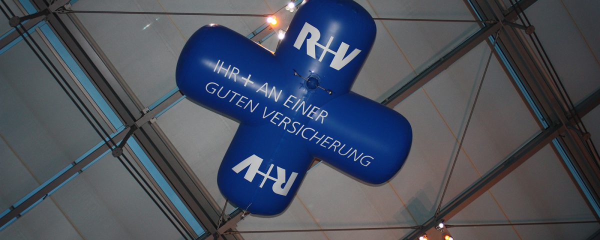 Sonderform Indoor Luftschiff für R+V Versicherungen