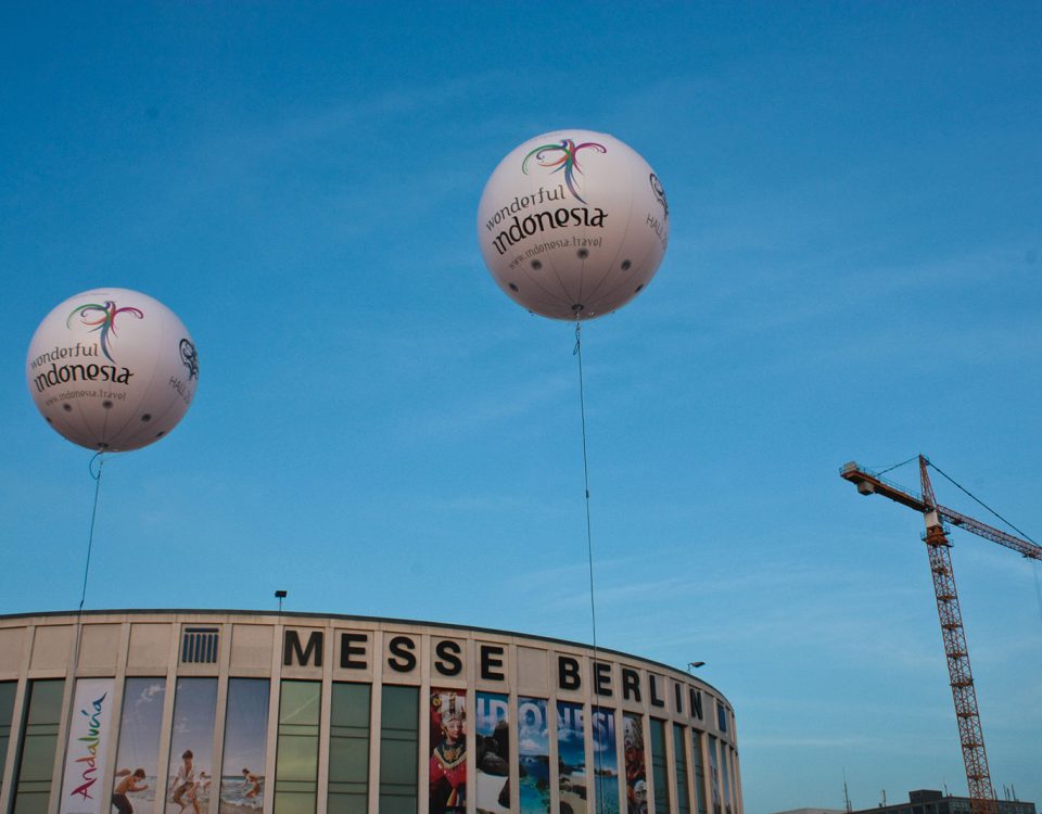 Messe Berlin - ITB - Riesenballons für Indonesien