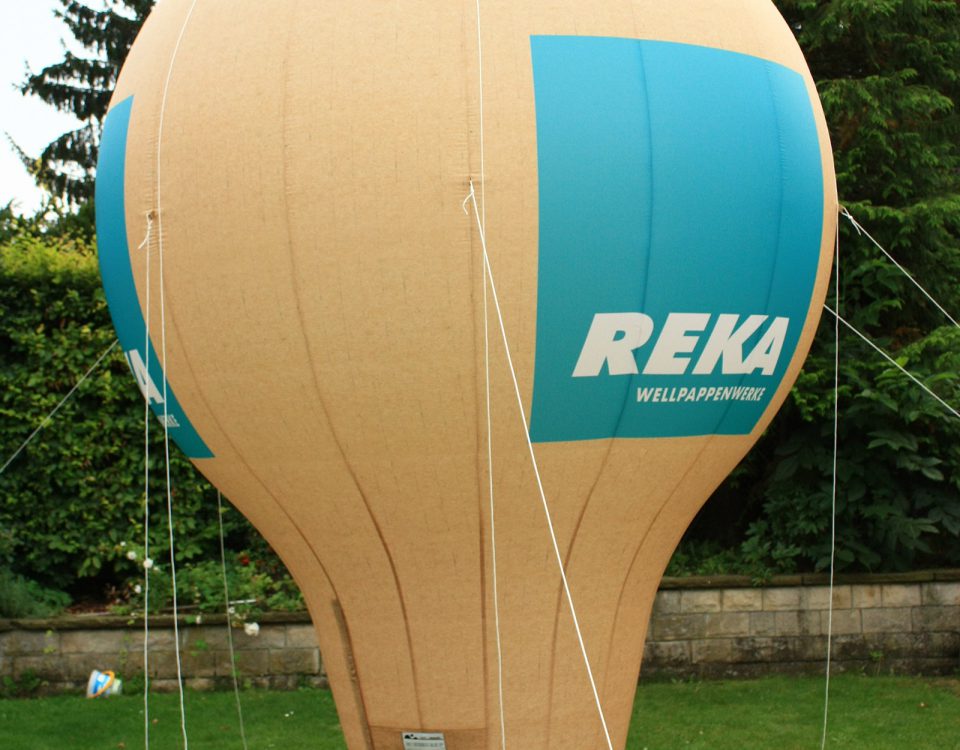 Hier haben wir für die Firma REKA einen Standballon in Form einer Glühbirne erstellt. Diese Art Werbematerial hinterlässt immer einen bleibenden Eindruck.