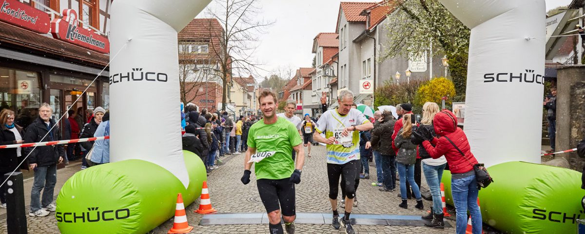 Schüco-Torbogen - Bei öffentlichen Sport-Veranstaltungen sind diese Torbogen ein tolles Werbemittel.
